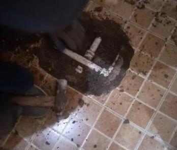 巴宜卫生间漏水维修公司为您分享下卫生间渗水如何处理及注意事项